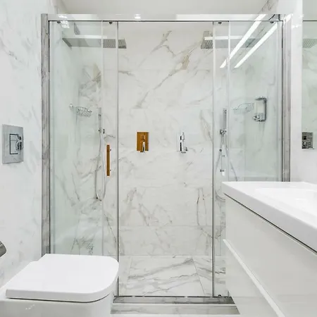 Elical Luxury Apartment