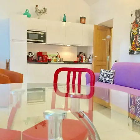 Festina Lente Apartment