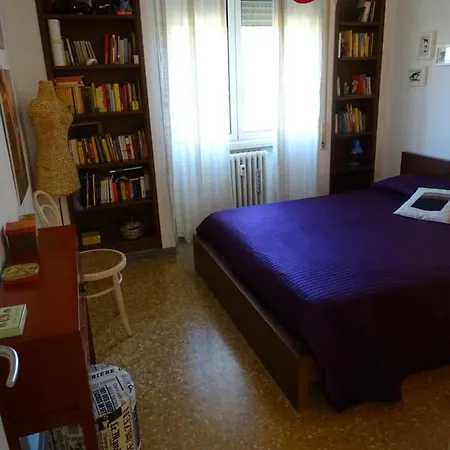 Casa Valeria Metro B1
