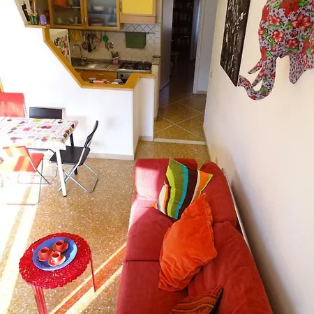 Casa Valeria Metro B1 Apartment *