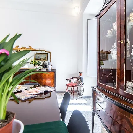 Domus Aurea 295 Apartment Rom