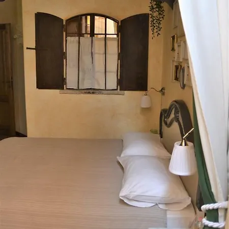1816 Bed & Breakfast