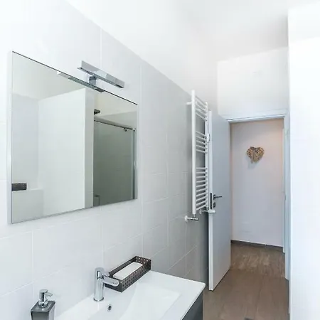 Ponte Lungo Apartamento *