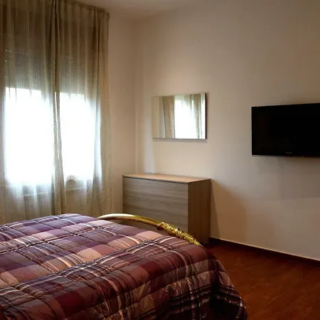 Apartment Casa Di Alberta Rome