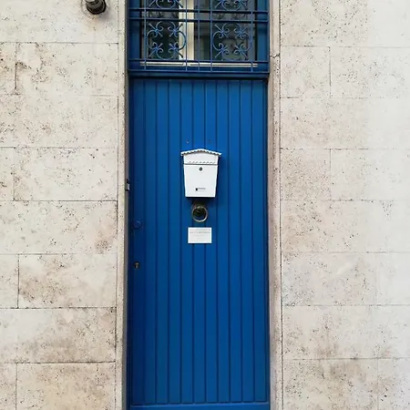 The Blue Strawberry House In San Giovanni Apartment