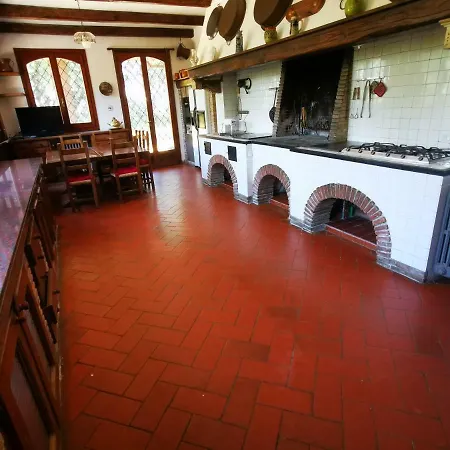 Isola Farnese Parco Di Veio Holiday home Rome