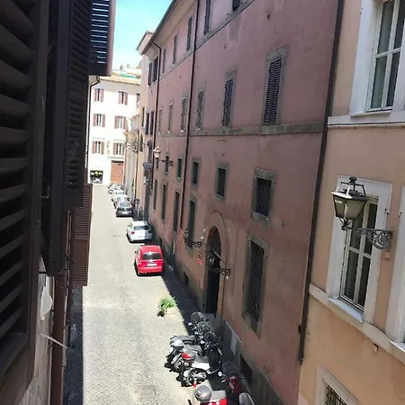 Via Giulia Beautiful Historic Centre Roma