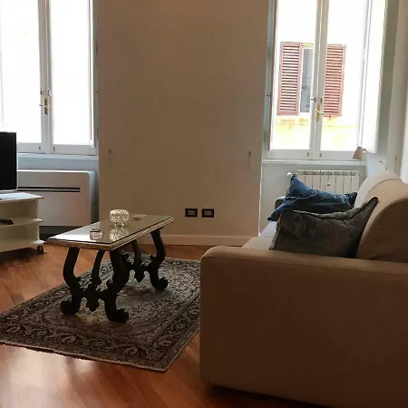 Apartamento Via Giulia Beautiful Historic Centre Roma