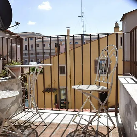 Borgo Pio 91 בית הארחה רומא