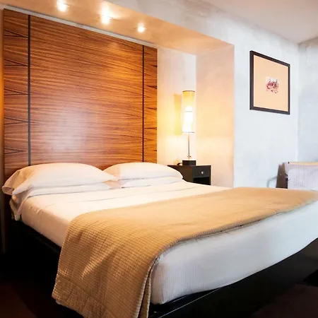 Intown Luxury House Guest house 3*
