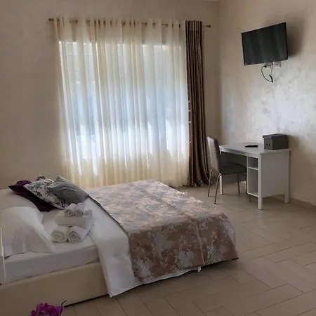 Isabel Guest house