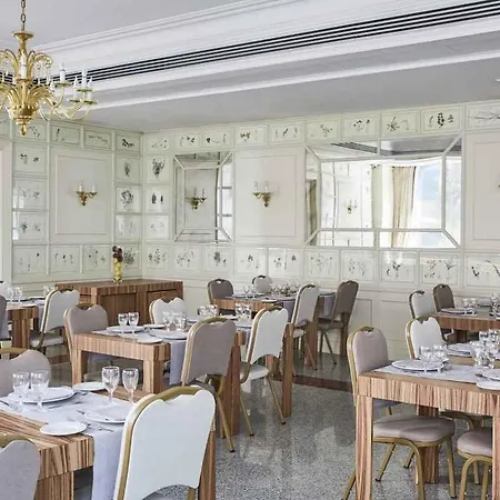 Hotel Fh55 Grand Palatino Řím