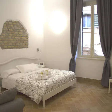 Apartment Leoncino 36 In *