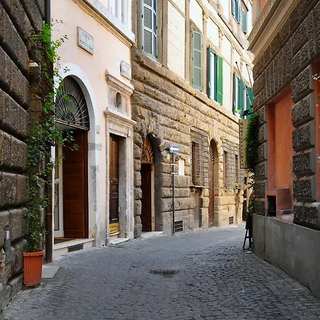 Navona Luxury Aparthotel