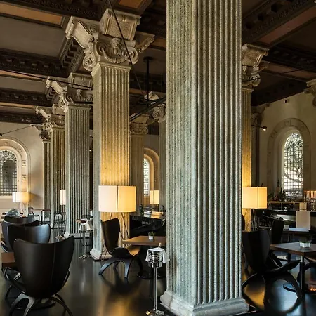 Palazzo Montemartini Rome, A Radisson Collection Róma