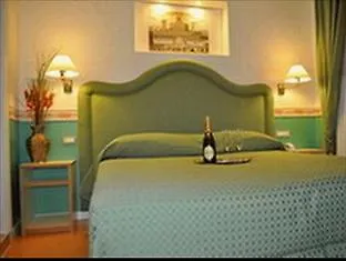 Residenza Ponte Sant'angelo 2*