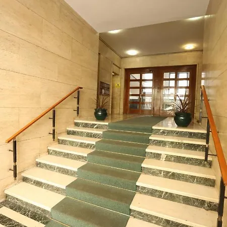 Unique Luxury And Bed and breakfast