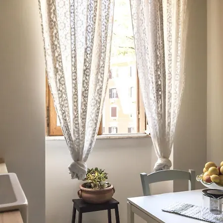 Guest house Casa Di Ele Rome