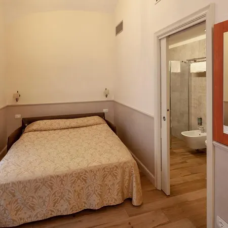 Hotel Flavia 3*