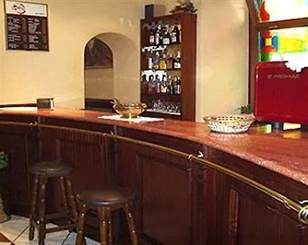 特雷斯特尔酒店 酒店
