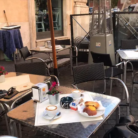 Guest house Delsi Pantheon 2*