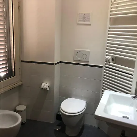 Maison d'hôtes Elle Cavour 3*