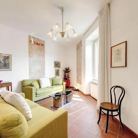 Latinhouse * Rome