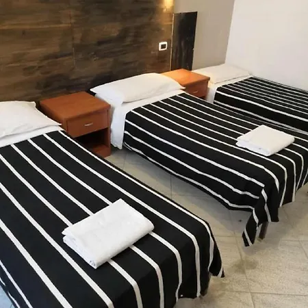 Romasia Guest house