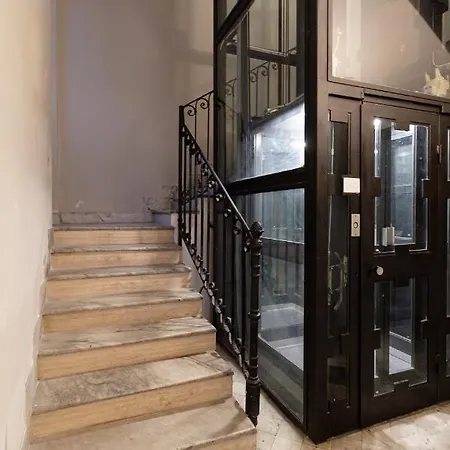 Harry's Bar Trevi Luxury - Modelli * Roma