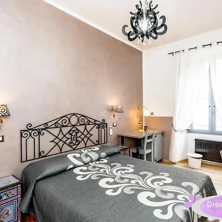 Dream Station 2 Guest house