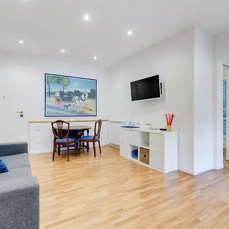 Giulio Cesare Apartment Rome