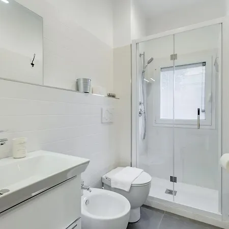 Apartment Giulio Cesare *