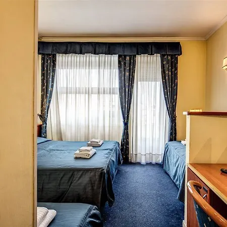 Hotel Laura 3*