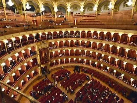 Opera Luxury Rosmini * Roma