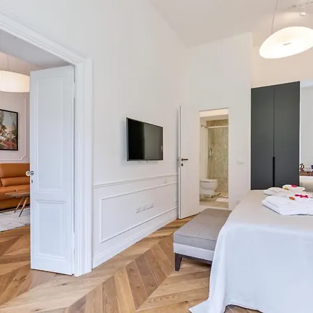 Apartment Buzzstays - Stylish Vatican Downtown