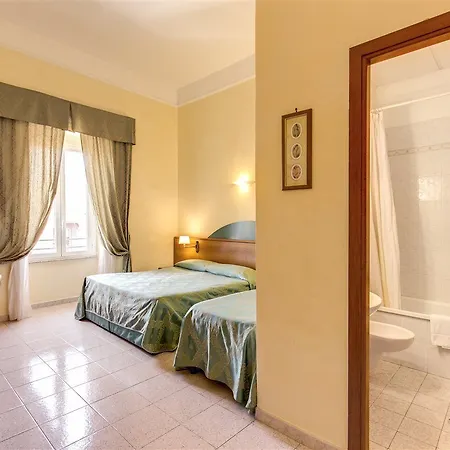Hotel Contilia 3*