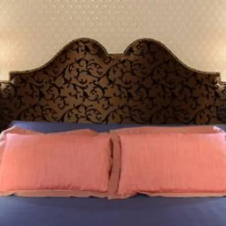 Guest house Frattina 122