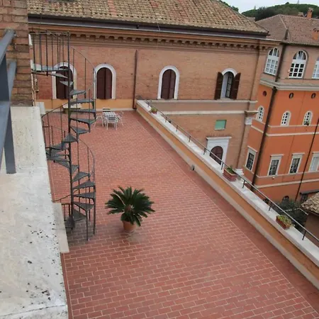 Oda ve Kahvaltı Casa S. Giuseppe Di Cluny *
