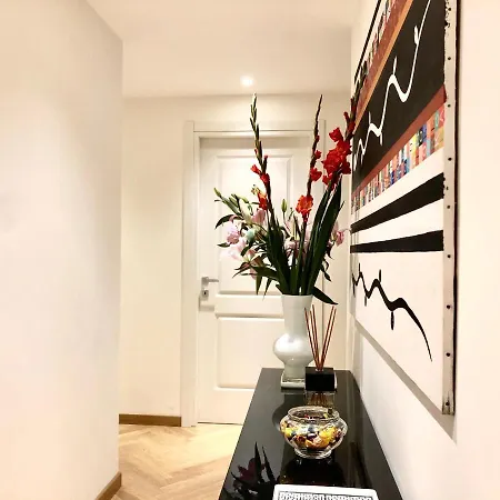 Opera Luxury Rosmini Roma