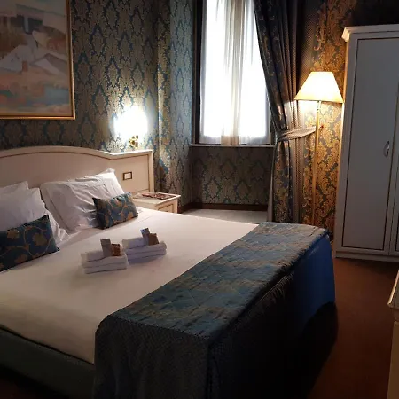 Residenza Canova Tadolini - 4*