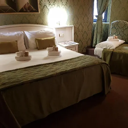 Residenza Canova Tadolini - 4*