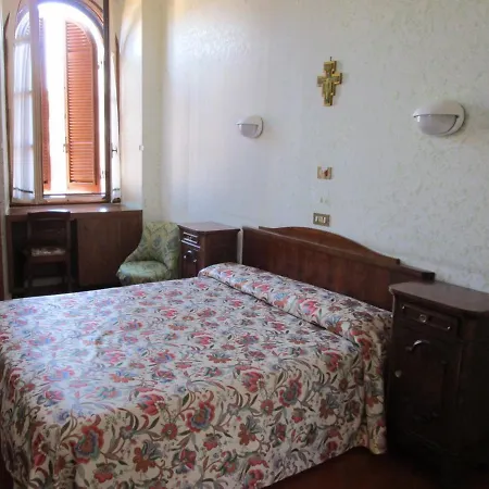 Oda ve Kahvaltı Casa S. Giuseppe Di Cluny