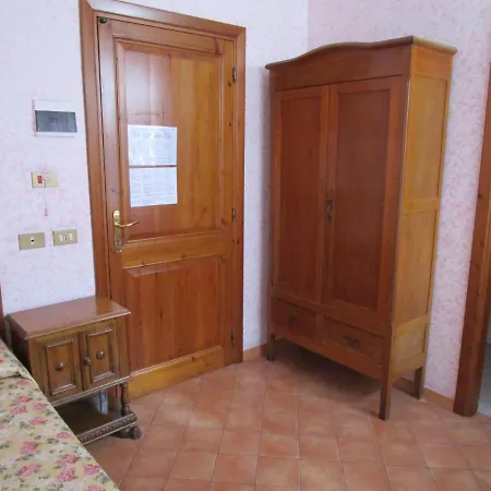 Oda ve Kahvaltı Casa S. Giuseppe Di Cluny *