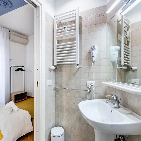 Marche 54 Guest house Rome