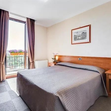 Hotel Romoli Řím