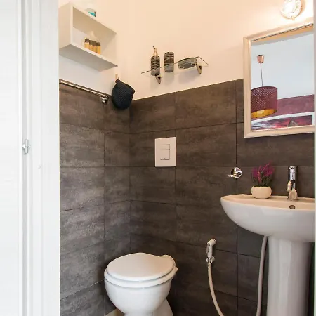 Piccolo Boutique Bed & Breakfast 2*