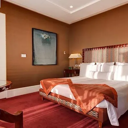 Grand Via Veneto 5*