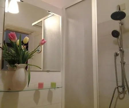 Bed & Breakfast Trastevere In Bed 2*