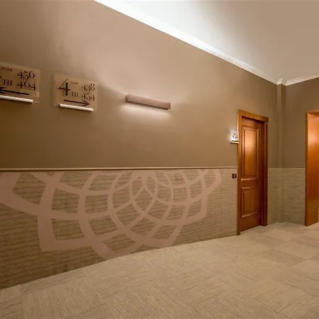 Cosmopolita Rome, Tapestry Collection By Hilton 4*