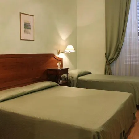 Fiori Hotel 2*